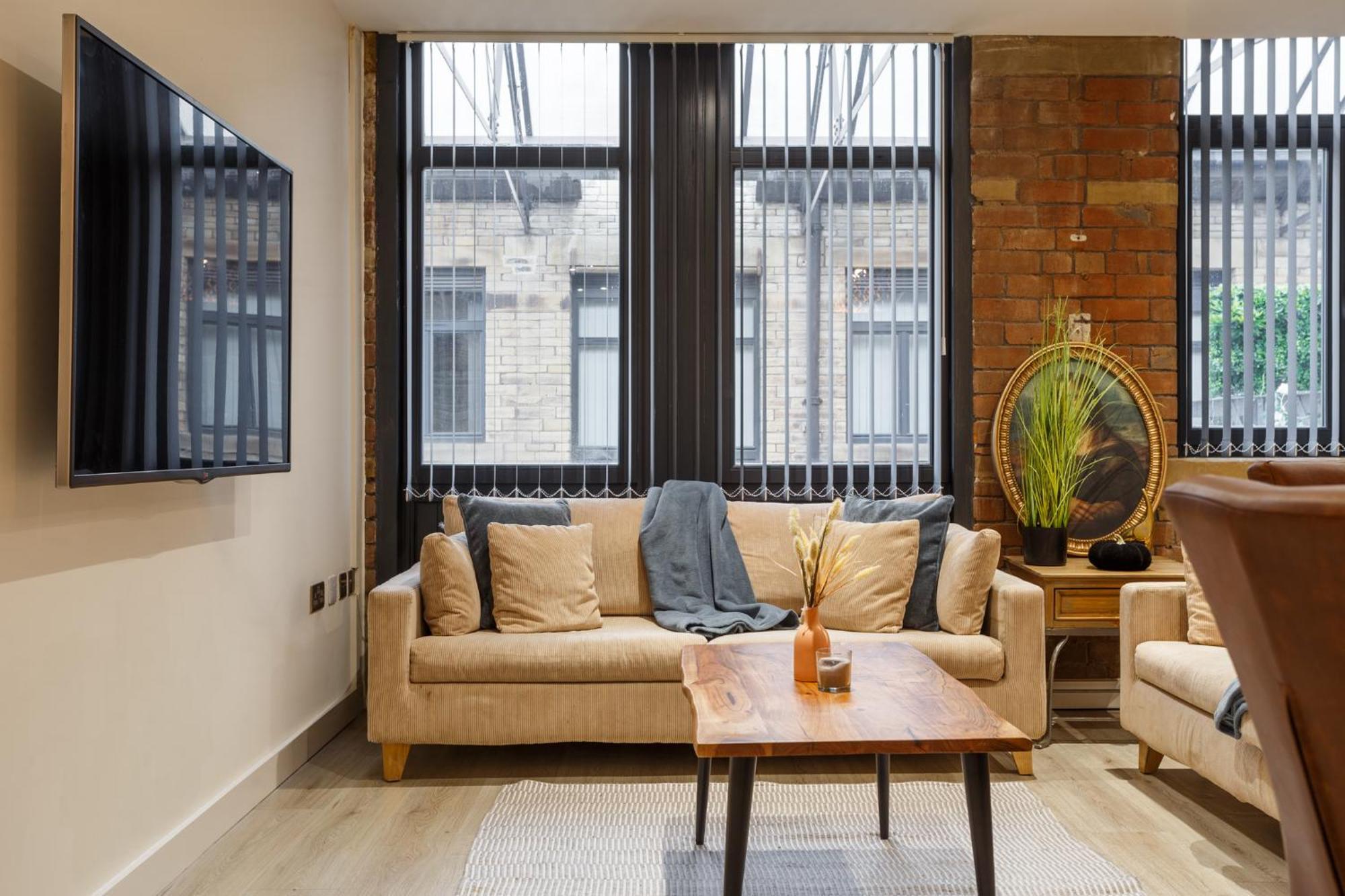 Modern And Cozy Two-Bed Apartment In Bradford برادفورد المظهر الخارجي الصورة